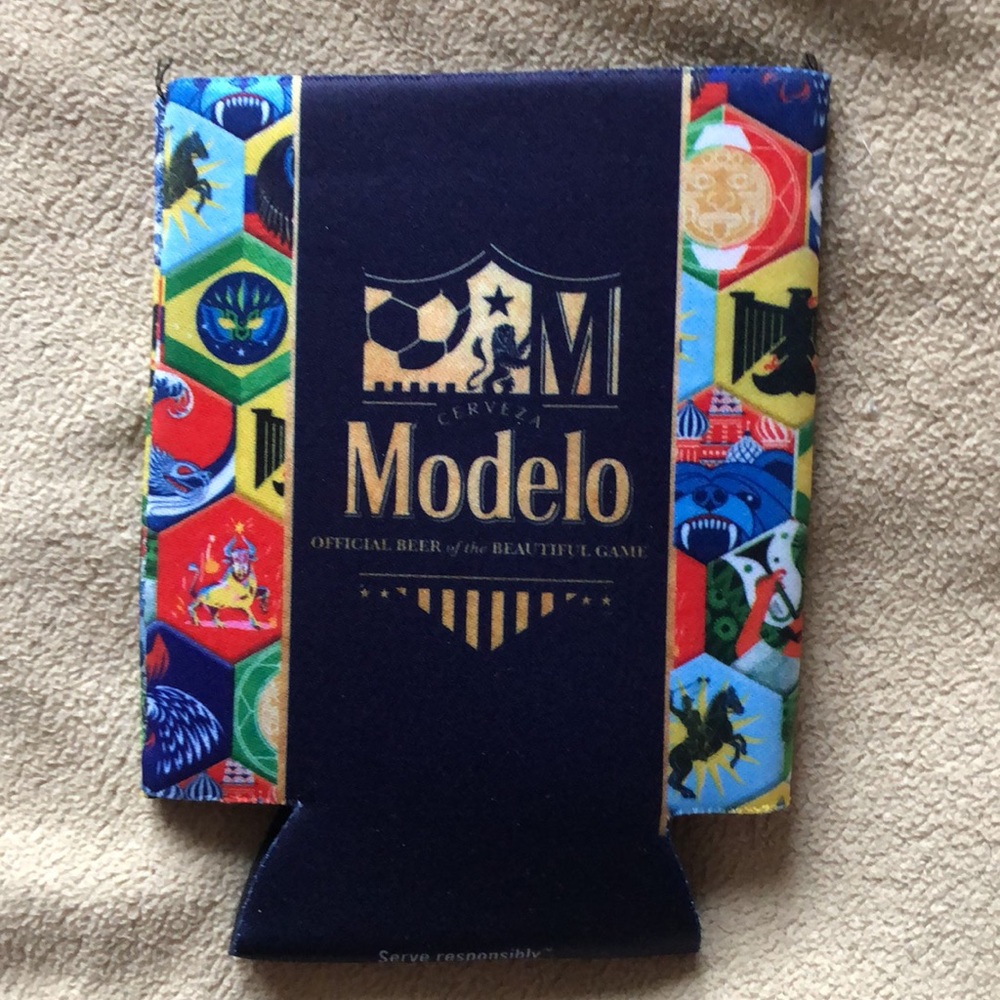 Modelo set - Picture 3 of 4
